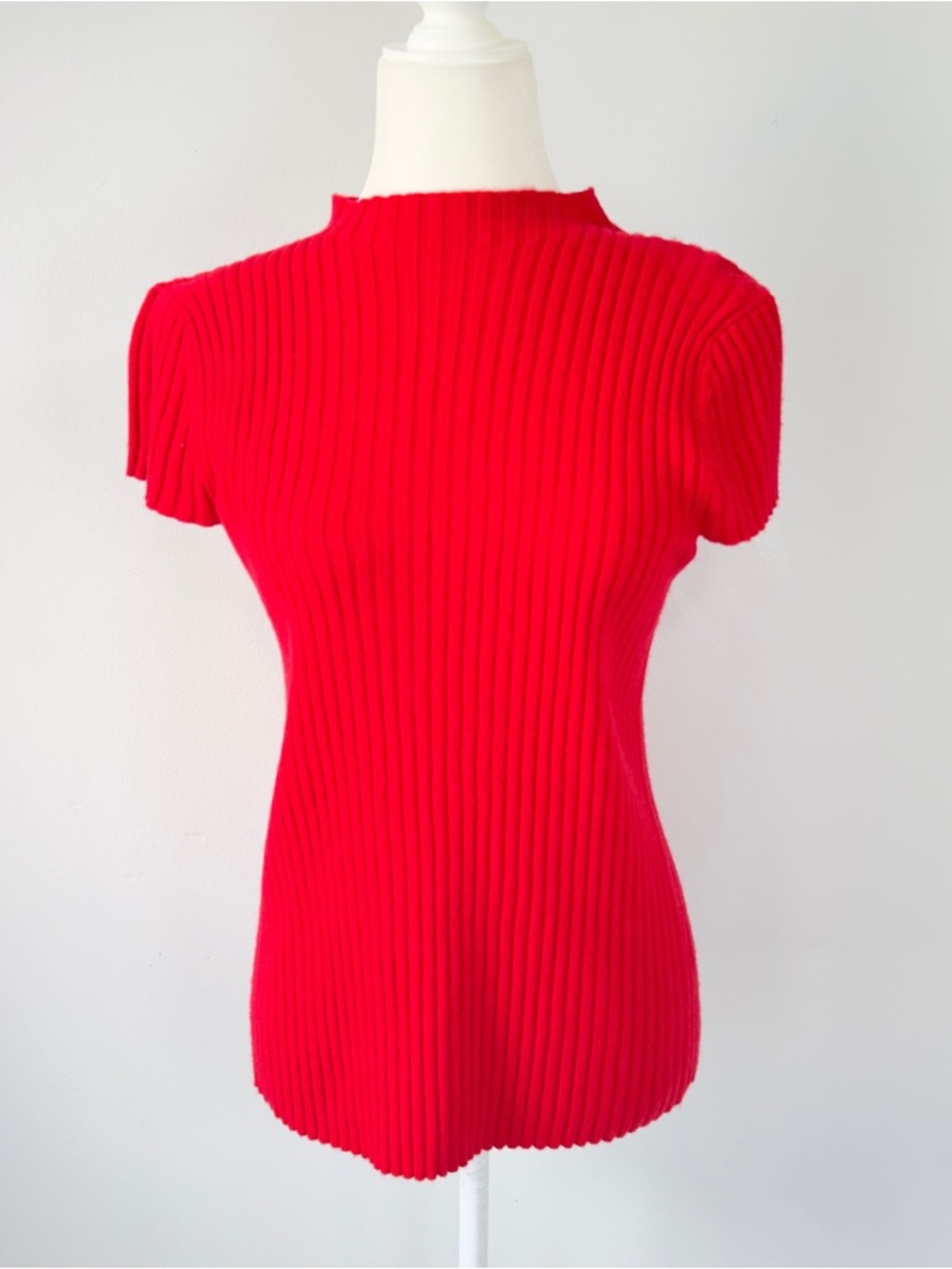 NWT Antonio Melani Cherry Red Cashmere Ellie Mock Neck Sweater Top  Size Medium